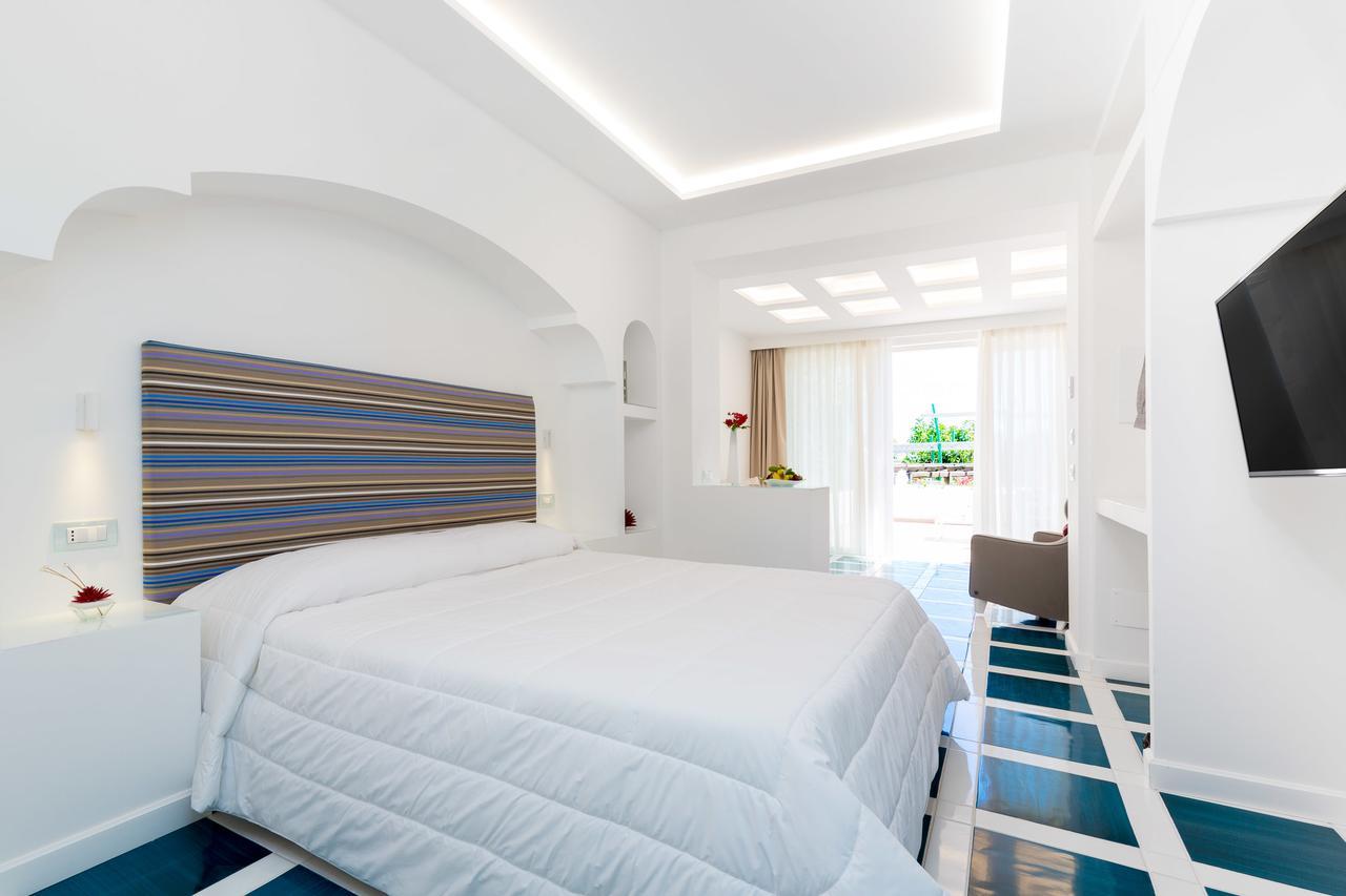 Quattro Passi Relais Hotel Nerano Buitenkant foto